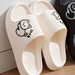 Cute Cat Slide Sandals in Black and White